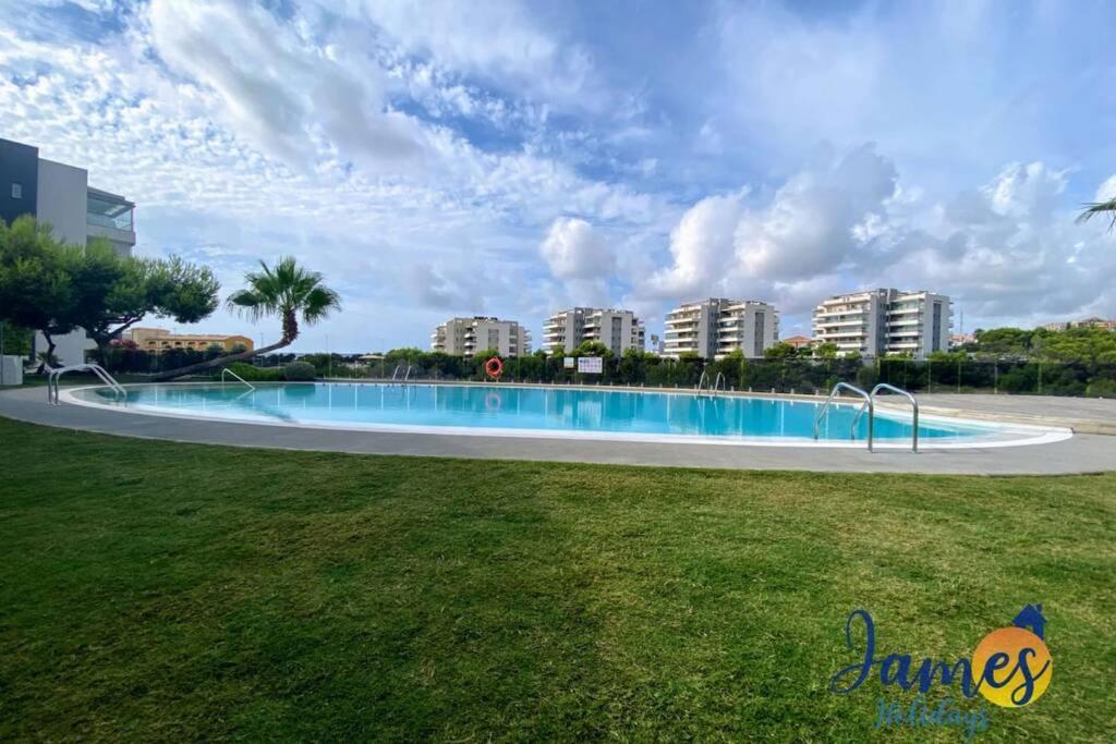 Green Hills Luxury Apartment With Comm Pool Alicante Dış mekan fotoğraf