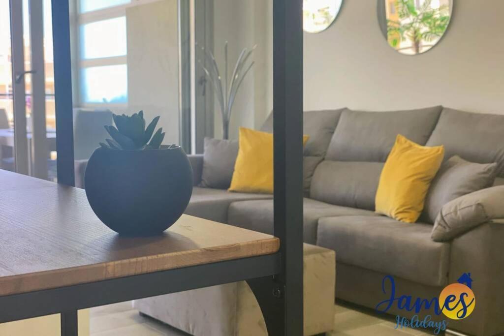 Green Hills Luxury Apartment With Comm Pool Alicante Dış mekan fotoğraf